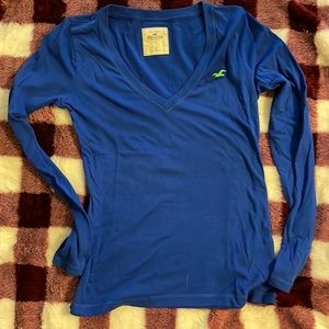Hollister long sleeve vneck